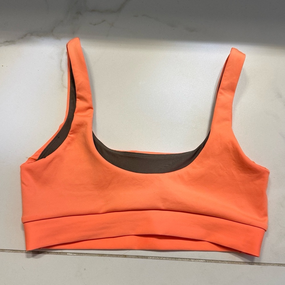 Left on Friday bikini set: Hi Hi swim bottom and double scoop top. M - Picture 7 of 8